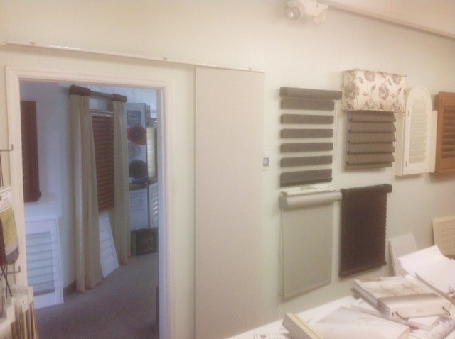 Hunter Douglas Dealer Image